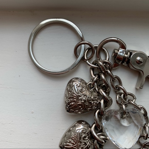 Silver & clear bead heart charm cluster keychain - Picture 4 of 8
